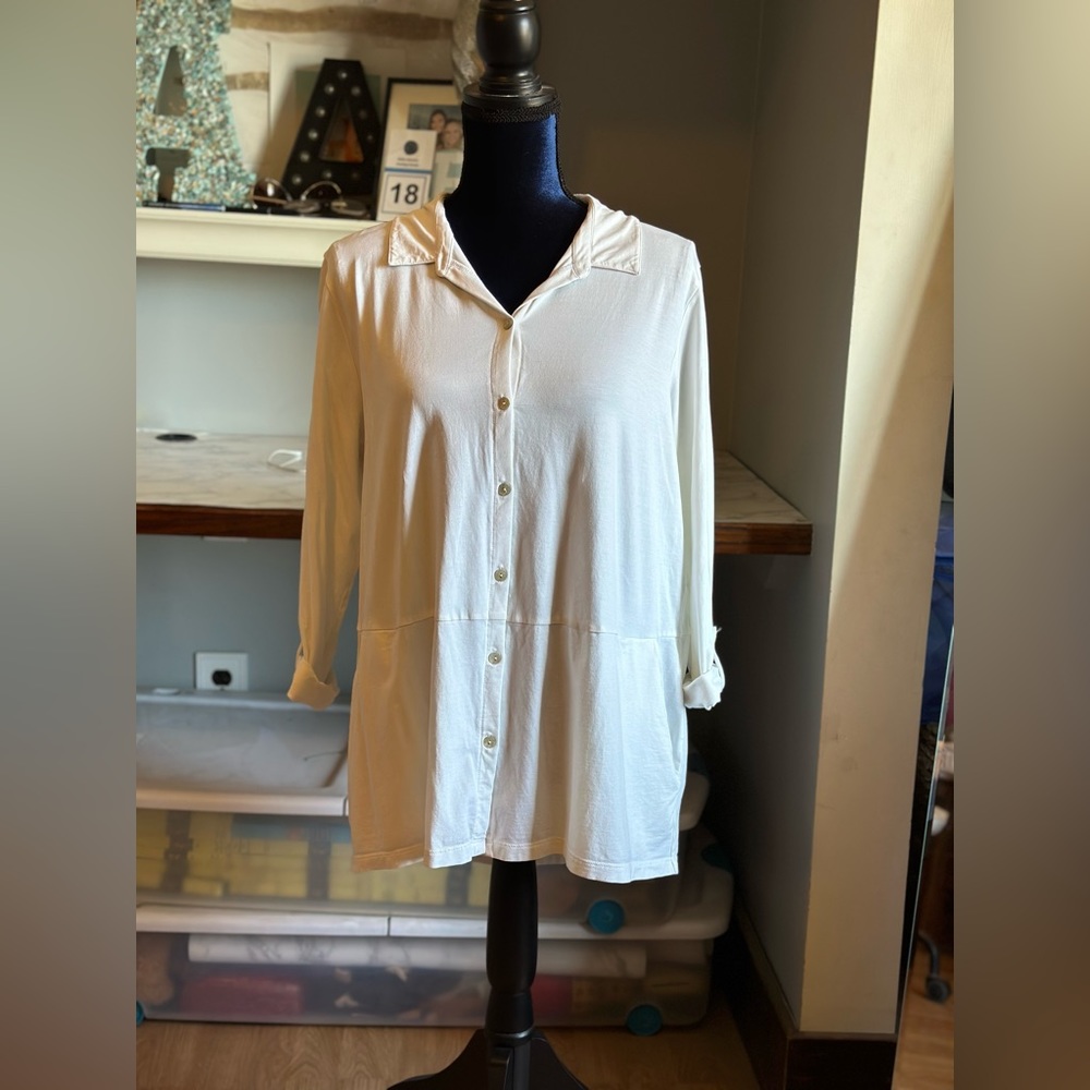 Long sleeve, button up top